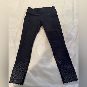 Lulu Lemon Athletica Navy Blue Size 6 Reflective Tight with reflective dots